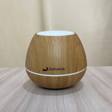 Load image into Gallery viewer, Bathaholic - Diffuser Humidifier USB Lite 7 Kapasitas Air 150ml - Aromatherapy Pengharum Ruangan Aromaterapi