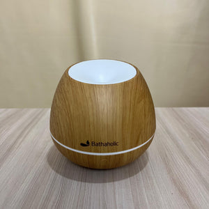 Bathaholic - Diffuser Humidifier USB Lite 7 Kapasitas Air 150ml - Aromatherapy Pengharum Ruangan Aromaterapi